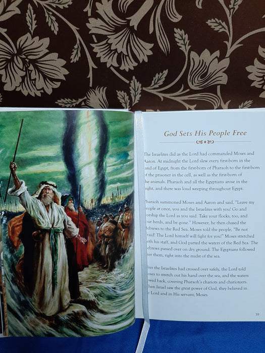 Catholic First Communion Bible - White - Catholic Gifts Canada
