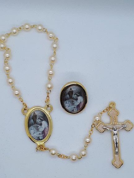 Communion Rosary & Pin Set for Girls - Catholic Gifts Canada